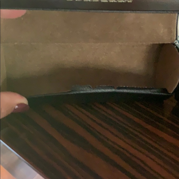 Burberry - Picture 5 of 6